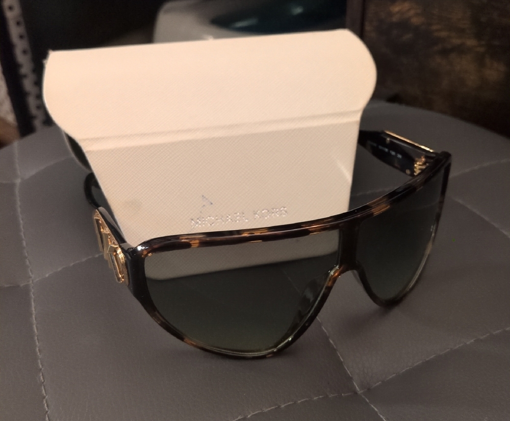 Michael Kors Women's Sunglasses With Case